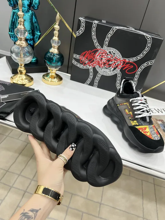 Versace Shoe 